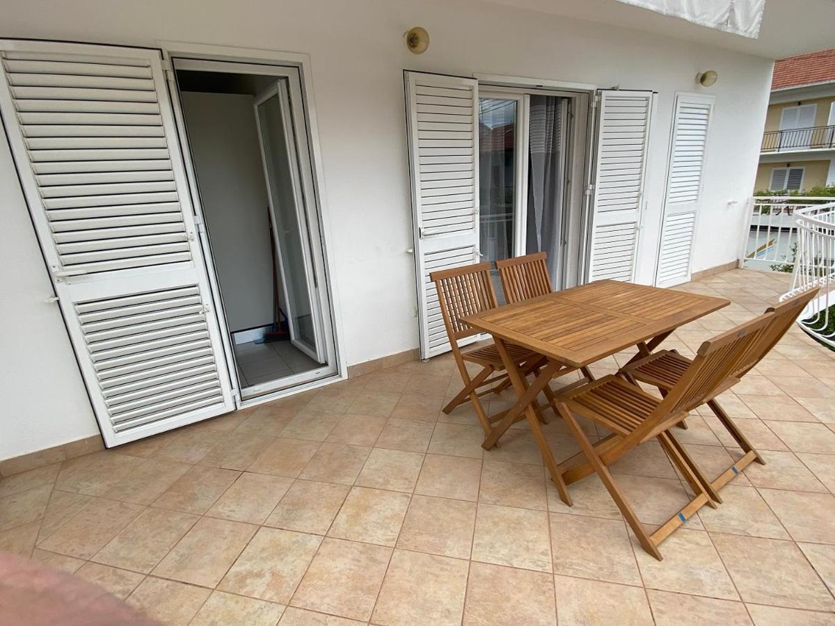Apartments Roko Turanj Zewnętrze zdjęcie