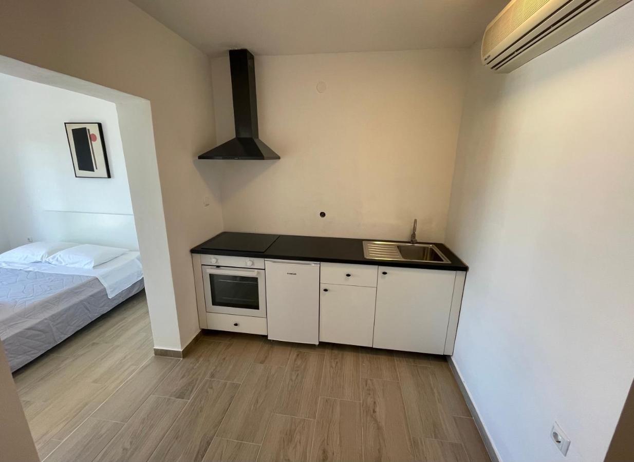 Apartments Roko Turanj Zewnętrze zdjęcie